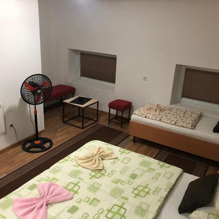 Hotel Prenociste Gany Jajce Exterior foto